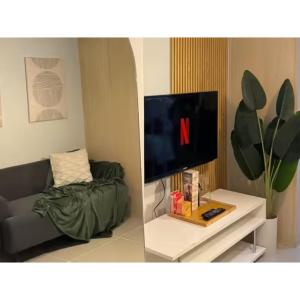 Entire Apartment in Makati City with FAST WIFI