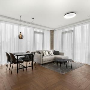 Comfortable 2 BD Apartment by Domvia