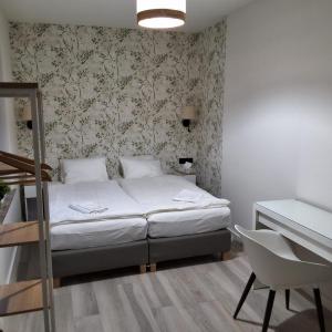 City Center location 2BR apartment near Station!