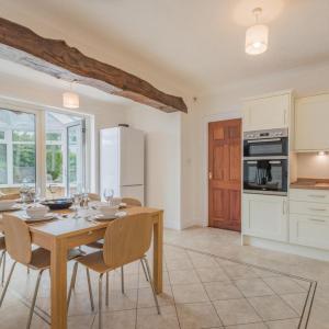 3 Bed in Keswick oc-sz283
