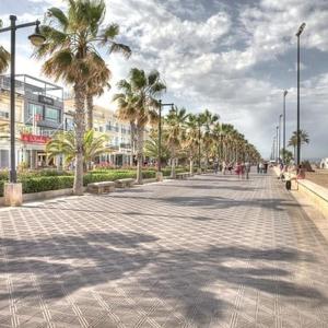 Planta Baja al al lado de Playa Arenas
