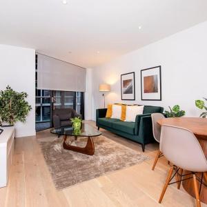 Stylish 2 Bed Close to Battersea Power station