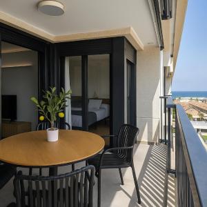Valencia Beach Home 21