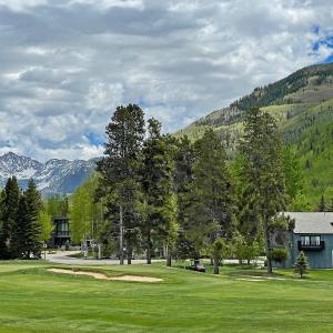 Private Hot Tub and Sauna, Right on Fairway, Minutes From Vail Village & Golden Peak