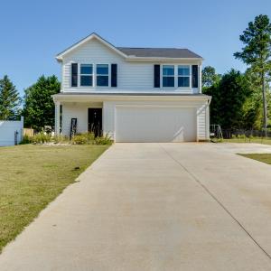Modern Anderson Home with Fire Pit and Grill