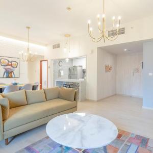 Seashell stunning 2 bedrooms in JBR