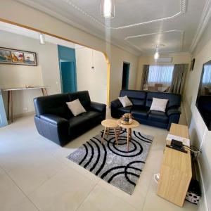 Villa M Douala Maison 3 Chambres Makepe
