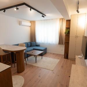 Modern Bazaar Apartment