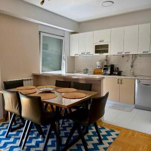Beautiful 3 bedroom mountain view appartement
