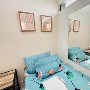 Cozy Solo Unit with Aircon , Wifi, Free Parking at Sonia's Island Stay