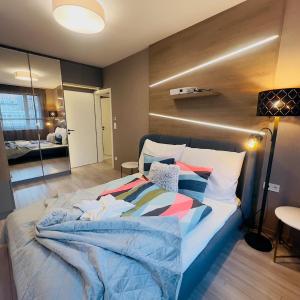 Karzo Property LU 201 FreeGarage