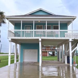 The Blue Seagull - Gulf Views