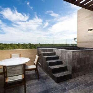Penthouse de lujo en avenida principal