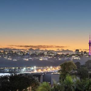 Charming 1-Bedroom Home in Prestigious Orakei