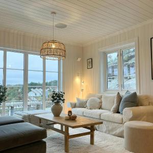 Modern & Charming Summer House Near Risør