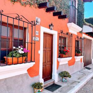 Casa Corazon GT - Bed & Breakfast