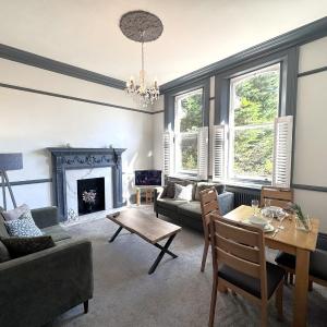 Spacious 2 Bed 2 Bath on Osborne Road