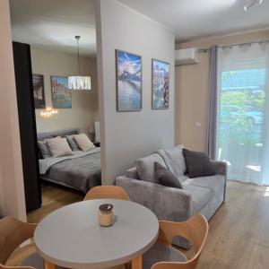 Fairytales Apartment River Point