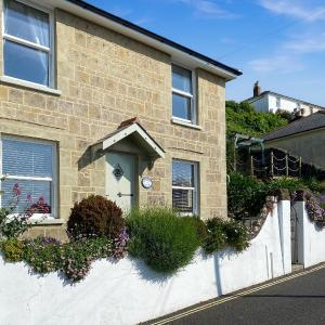 Seaport Cottage