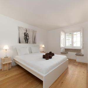 Unique 2 Bdr Apartment in the heart of lisbon