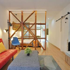 Mbird LX Yard Studio