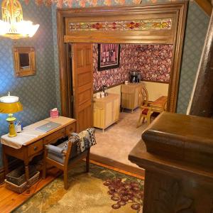 Historic & Charming Home just Steps from Deer Creek Winery