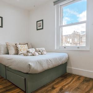 Compact Self Contained Studio In Paddington