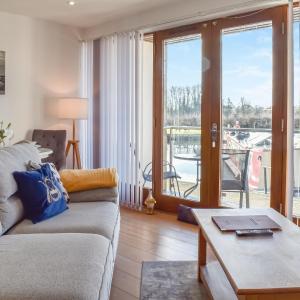 Waterside Retreat