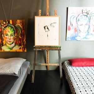 Zimmer in Atelierwohnung