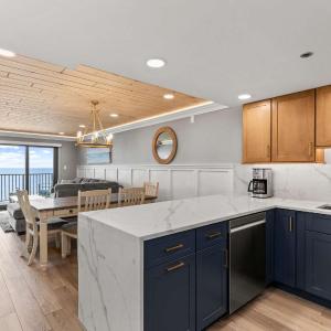 Ultra Luxe Direct Oceanfront Escape - Marigot 1004