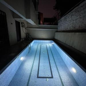 Sun and shine with Jacuzzi by VG