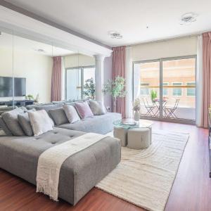 Frank Porter - B324 - 5112 Elite Residence