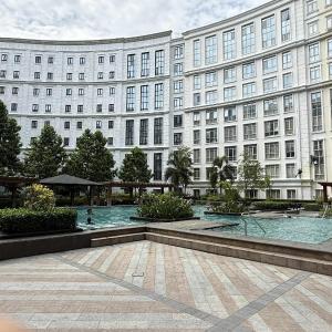 Condotel across NAIA T3 81 Newport Blvd