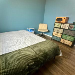 Beach Condo Room, Bath, Garage
