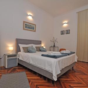 Apartment Moel Split