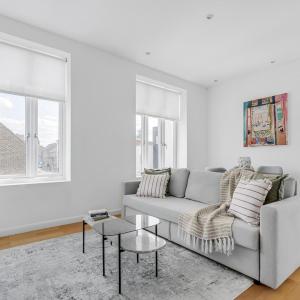 1 Bed Apartment London By Leyton Orient, ABBA Arena & Olympic Park