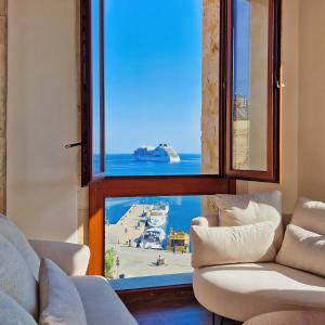 Pallazzo Dei Miracoli - Luxe 3BR apt Sea & Old Port Terrace View