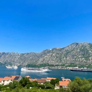 Apartments Krivokapic Prcanj with Bay view