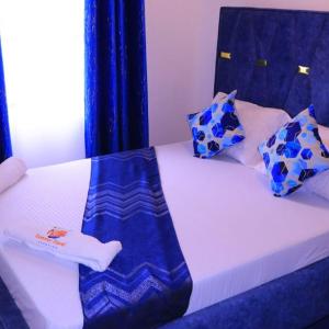 Two bed room mombasa with pool