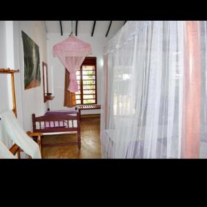 Dilena Beach Inn
