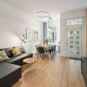 Holiday 33 Apartment L - 8 Rooms, 3 Baths, 190qm