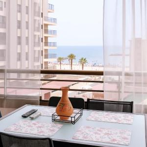 Apartamento "Casa Montes" con Piscina, Wifi y Parking Gratis!