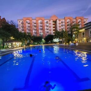 Chateau Elysee A11 near bar resto mall Airport