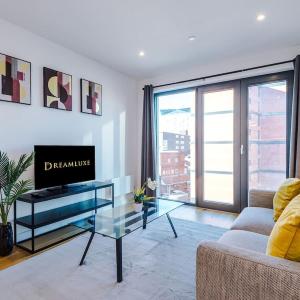 Luxury 2BR Apt, Sleeps 6, Perfect for Business Stays