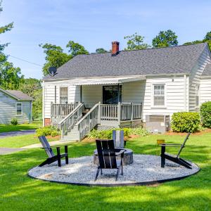 1 Mi to Downtown Greer: Family Home w/ Gazebo!