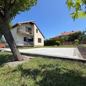 House For Stay