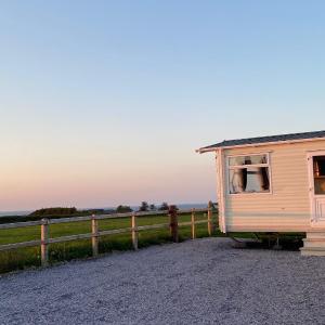 Coastal Chalet in Tudweiliog- Tyddyn Mawr