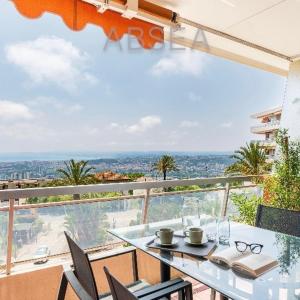 Beautiful studio with sea view in Nice