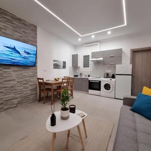 Renovated 2-Bedroom Apartment with Balcony 62sqm Near Athens Center