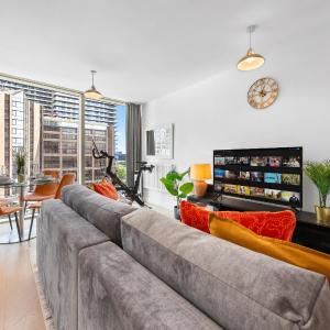 Canary Wharf Apartment